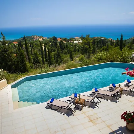 Villa Caretta *
